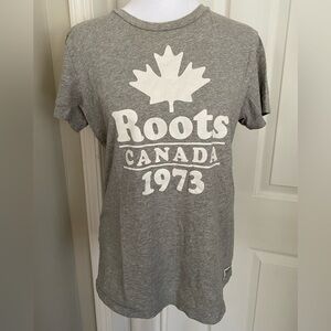 Roots Heather Gray Tee with White Logo Women’s Size Small